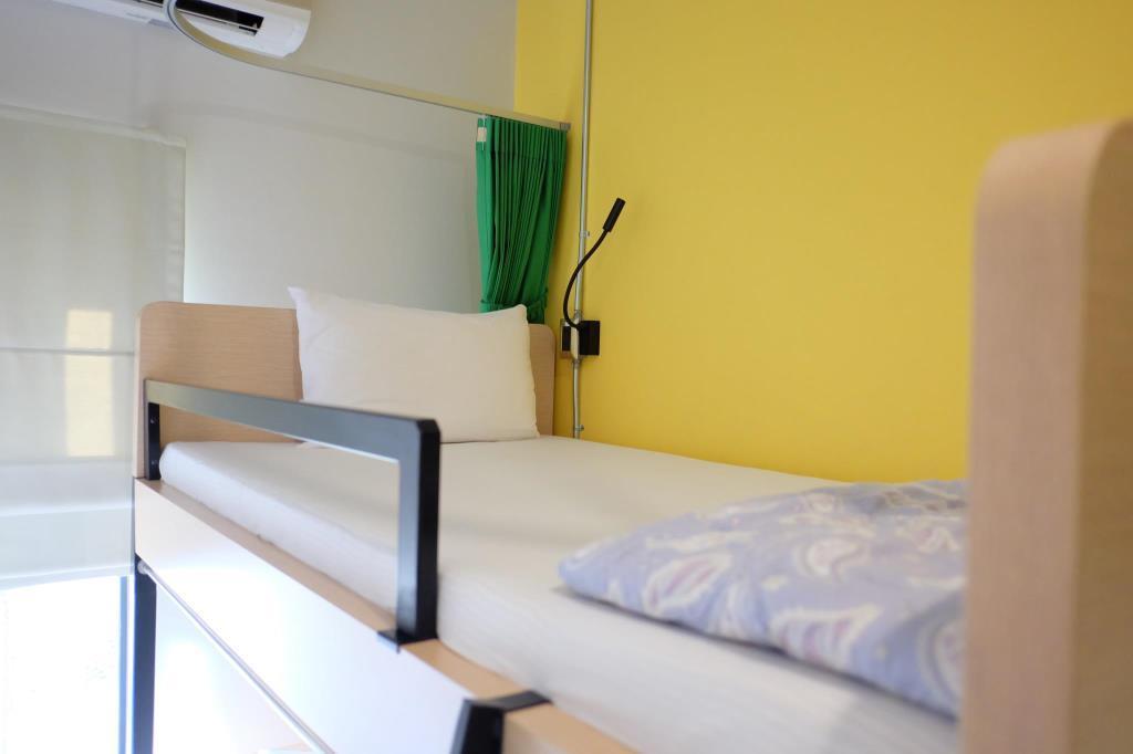 Bed@Town Hostel Бангкок Экстерьер фото